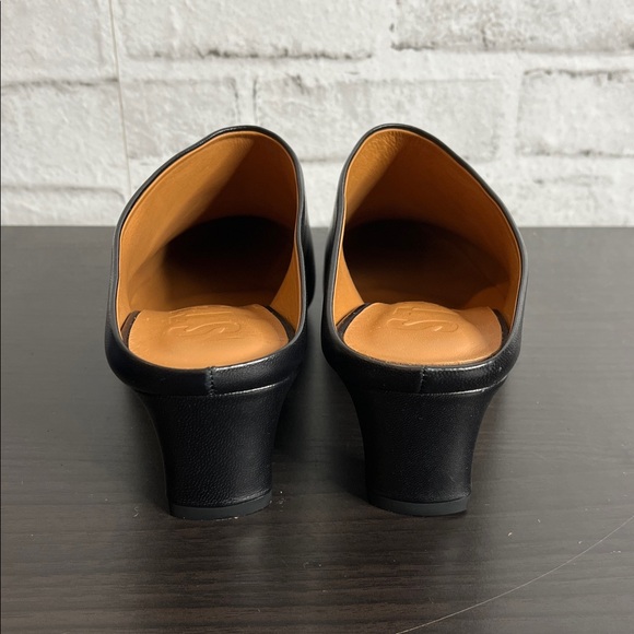 Staud Wally black leather mules low heel - Picture 6 of 12
